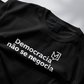 Camiseta Democracia - Preta